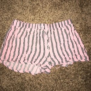 Stripped comfy shorts